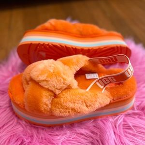 UGG Disco cross Slide Flatform Slipper